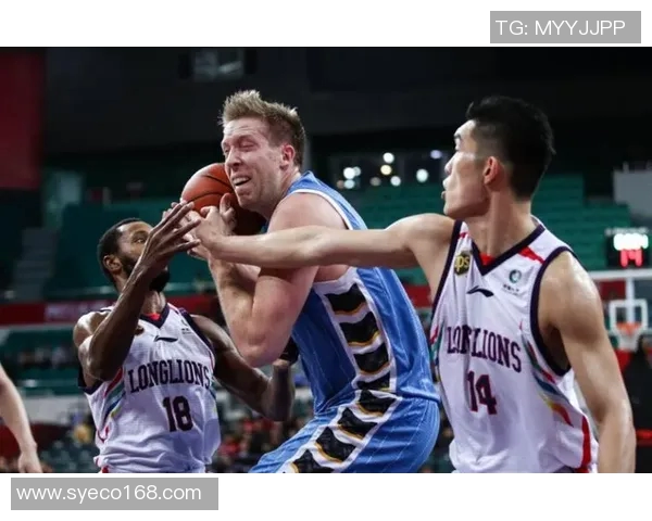 马尔科-查卡莱维奇受伤退出CBA比赛，球队遭遇挑战