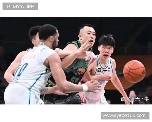 广厦队与上海队在38轮比赛中的精彩对决分析与战术探讨