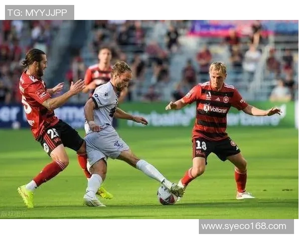 西悉尼与悉尼激战正酣比分揭晓精彩瞬间回顾与分析